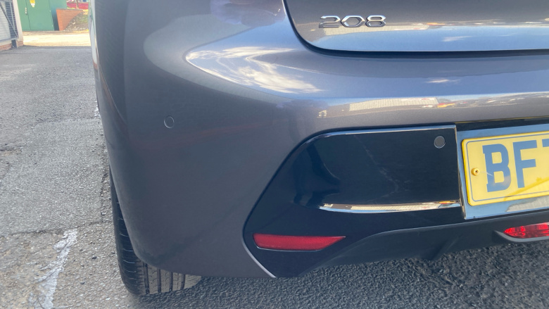 Peugeot 208 1.2 PureTech 100 Allure Premium + 5dr Petrol Hatchback